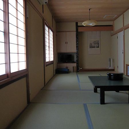 Manshuya Gujo Exterior photo